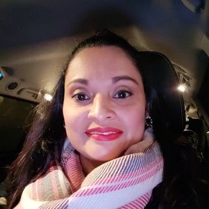 Meet your Posher, Carmen